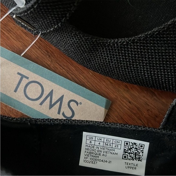 NWT Toms Women's Bianca Canvas Mary Jane Flats - Picture 5 of 6